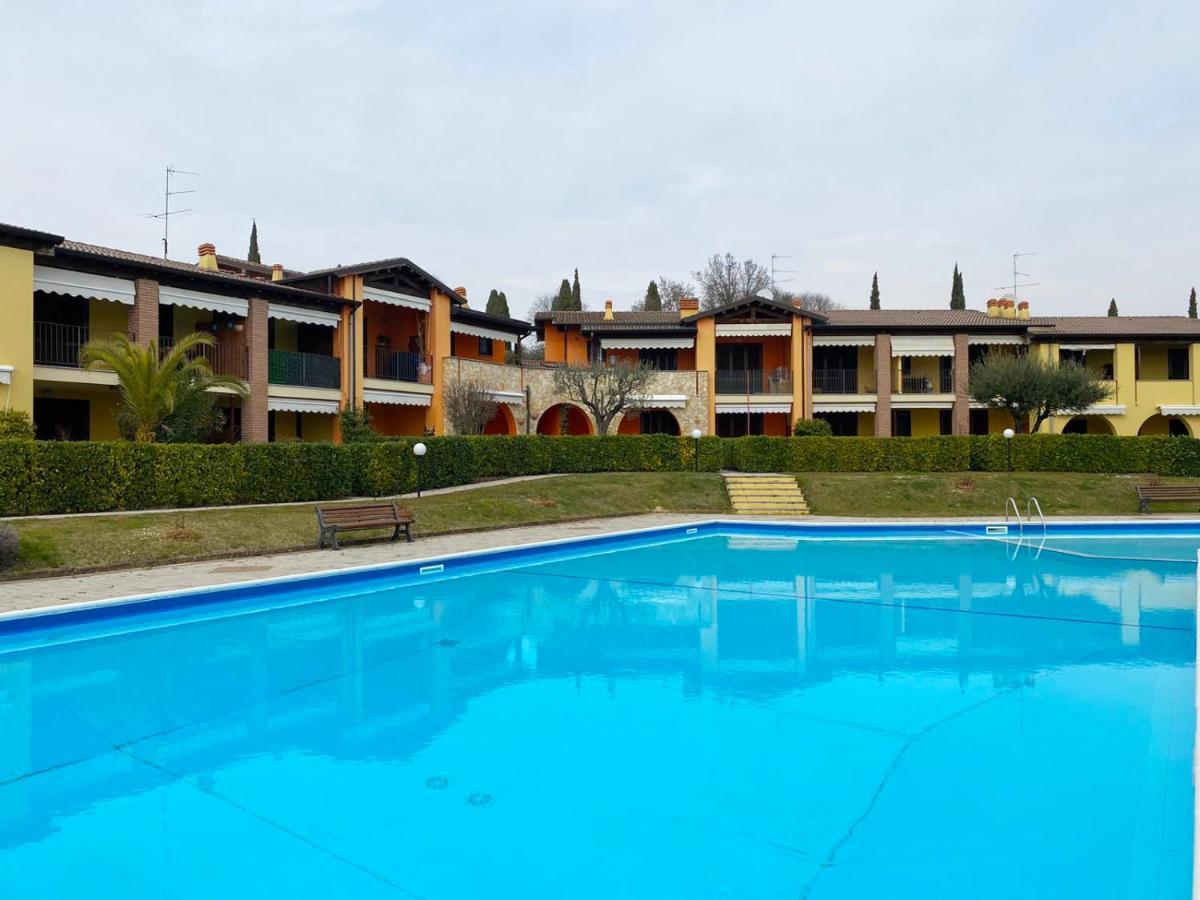 Appartamento Moderno Bilocale In Con Piscina